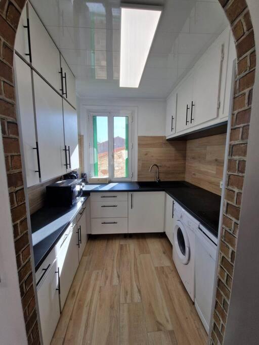 Appartement Classe 2 Etoiles, 2 Chambres, Renove, Climatise Amélie-les-Bains-Palalda Esterno foto